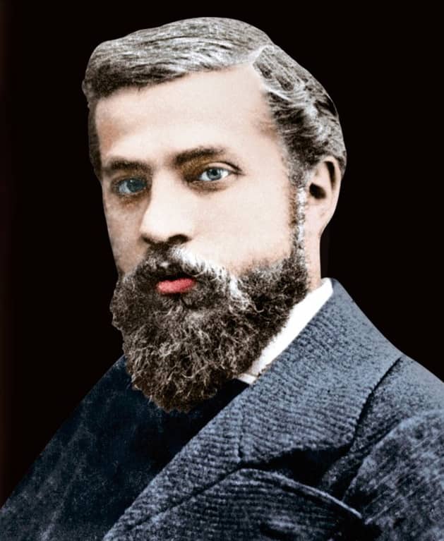 foto Antoni Gaudí a color